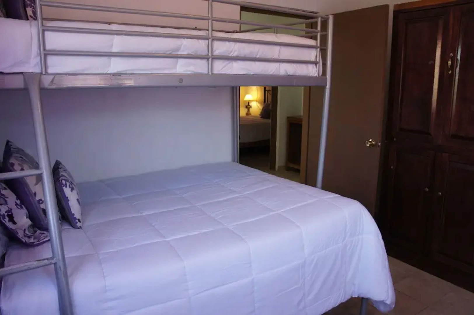 Bahia 176 3 BR by Casago