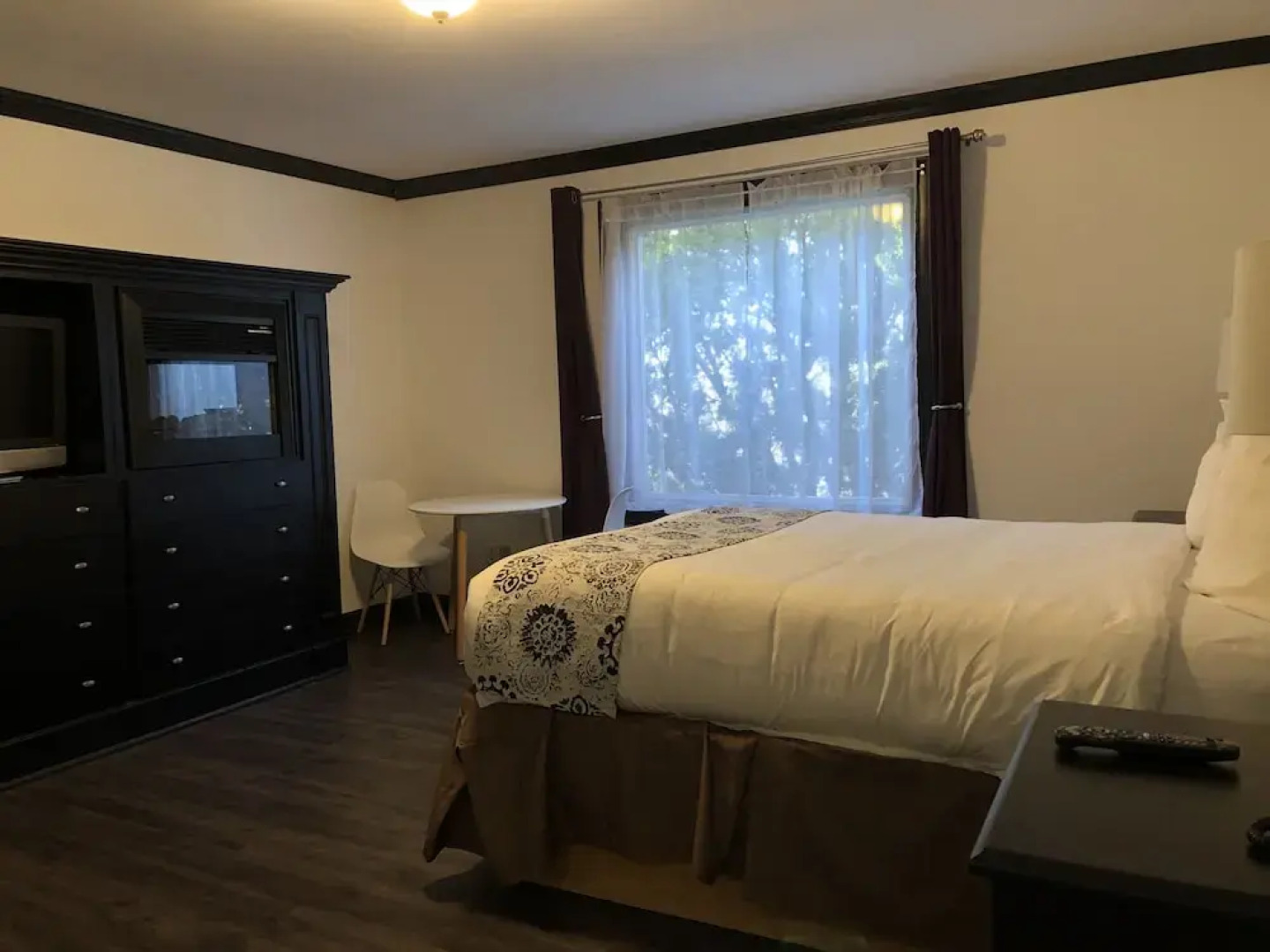 Monastery Spa & Suites