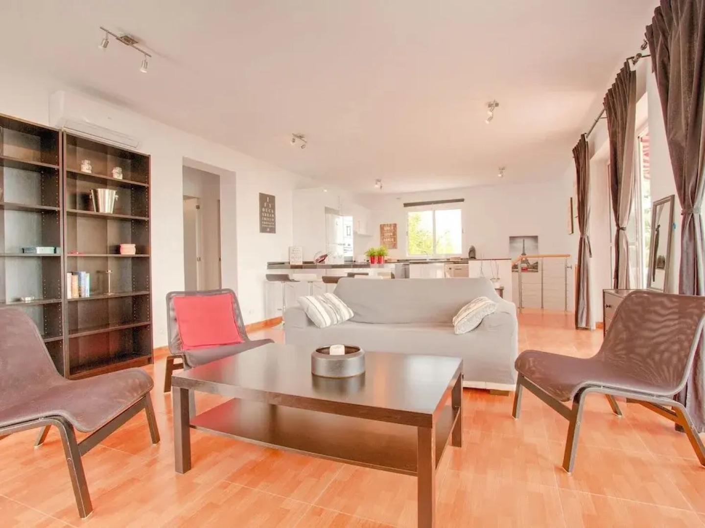 Gorgeous Villa With Private Swimming Pool in Algarrobo-costa