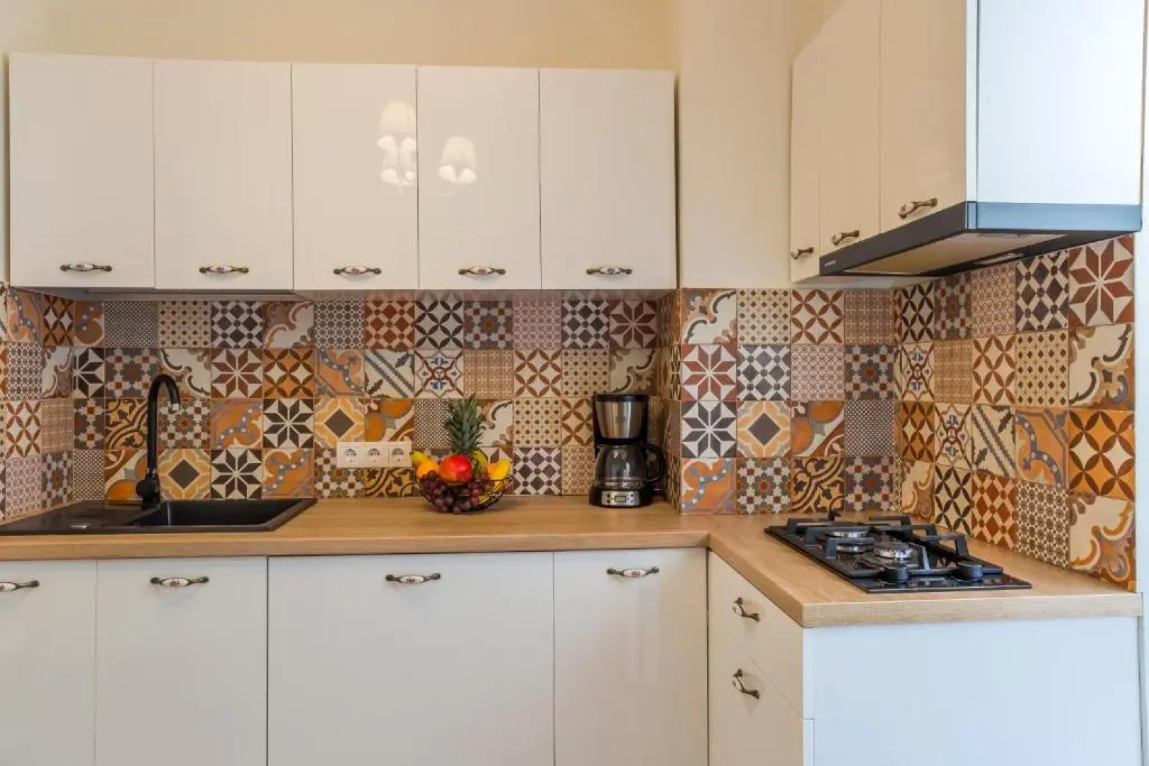 Studio T by MRG Apartments