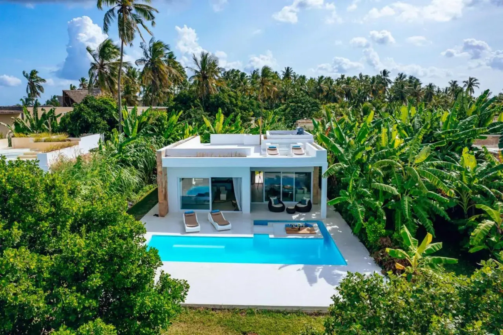 Курортный отель Ycona Luxury