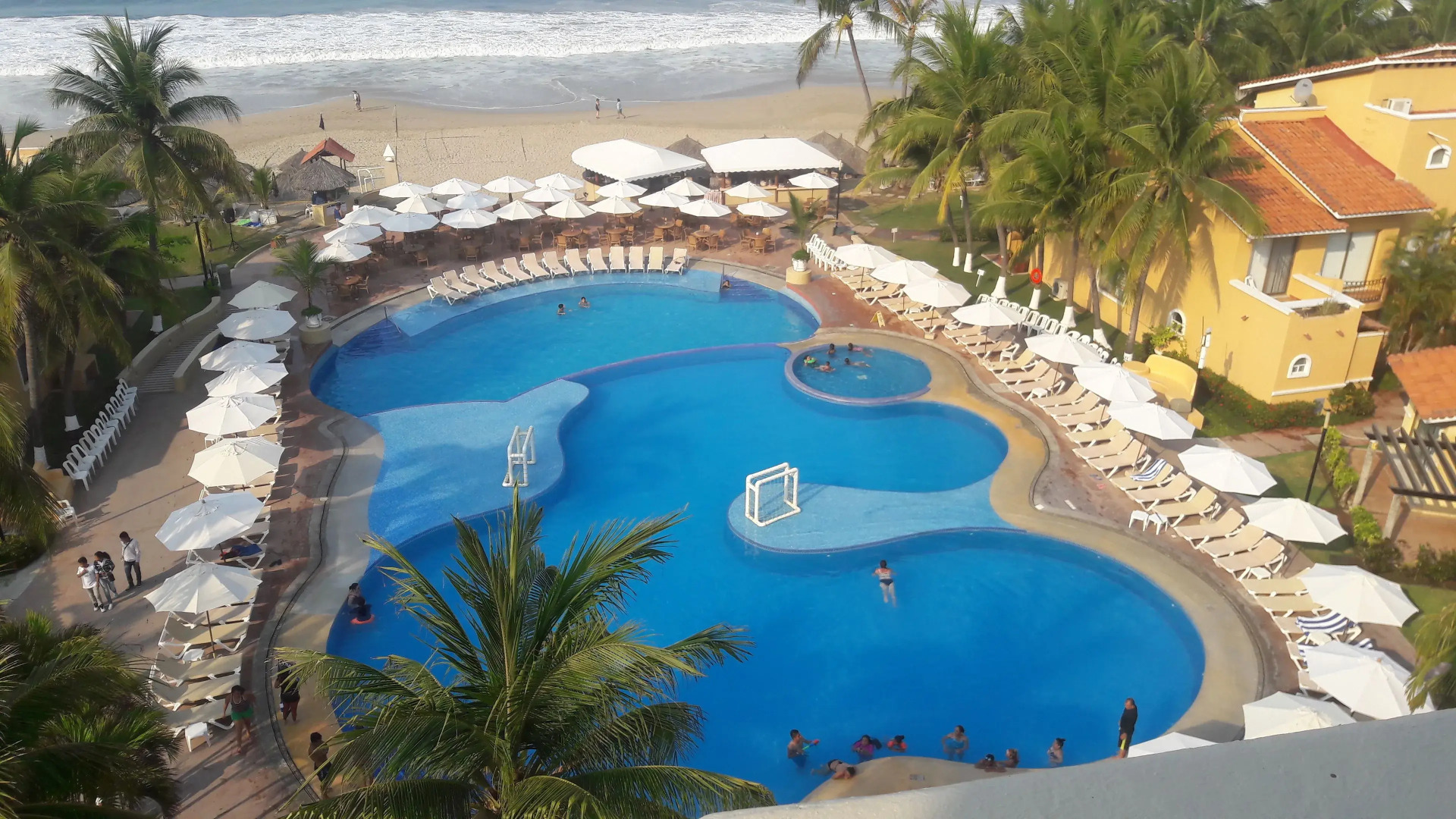 Aca Suites Ixtapa