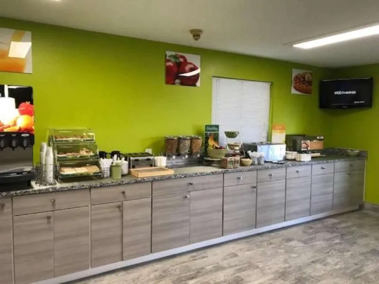 Quality Inn & Suites Metropolis I-24