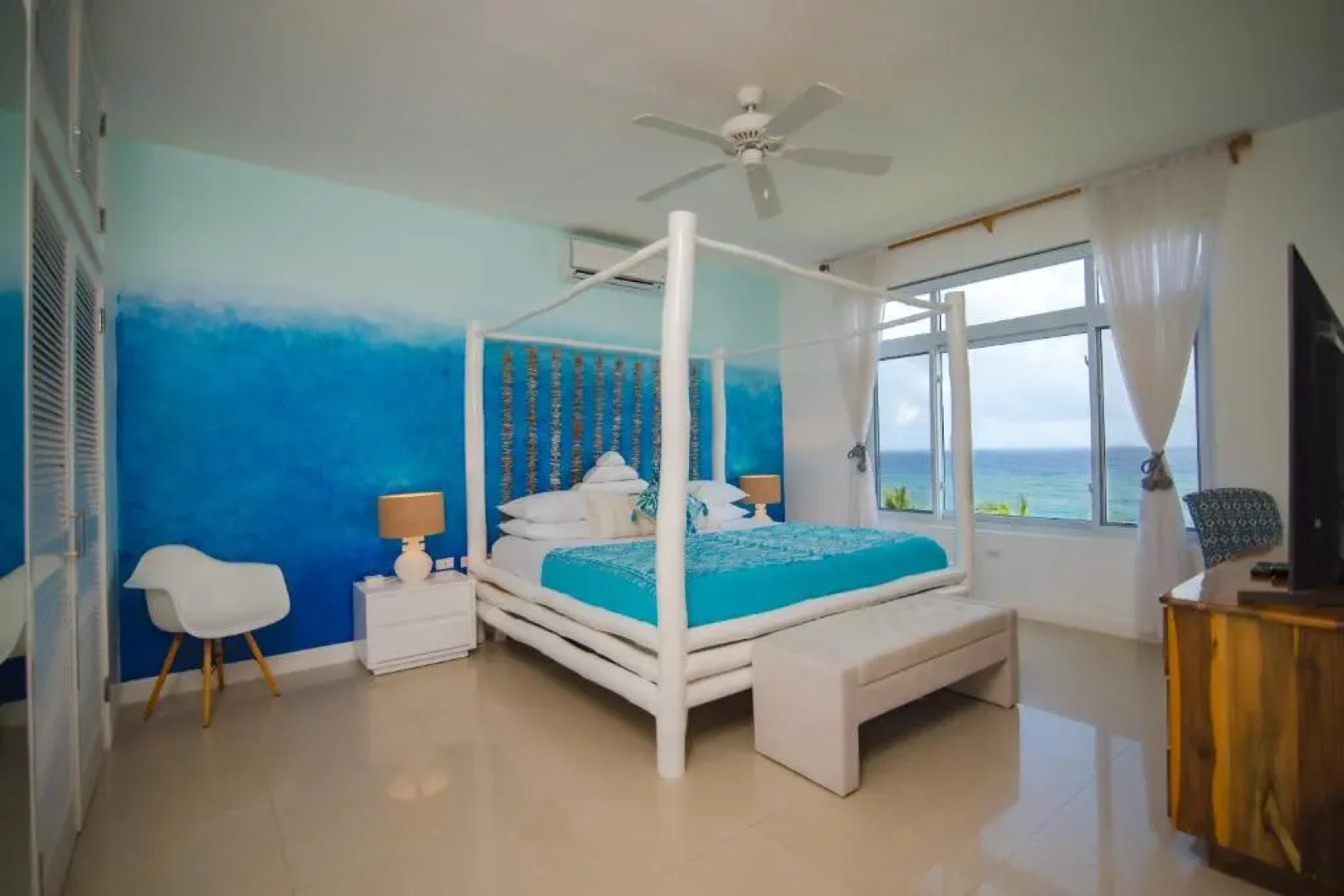 Ocho Rios Penthouse at Whispering Seas