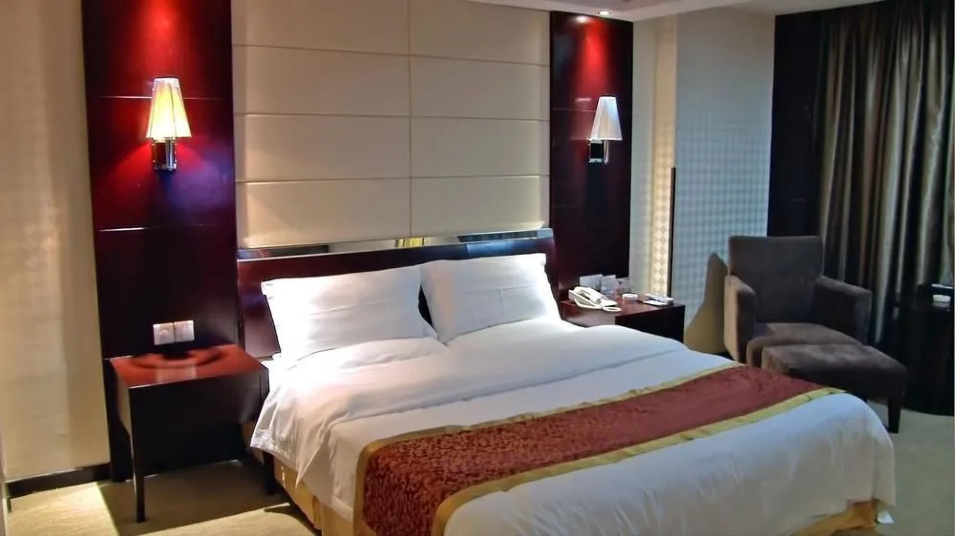 Cause Way Bay Holiday Hotel- Wenling