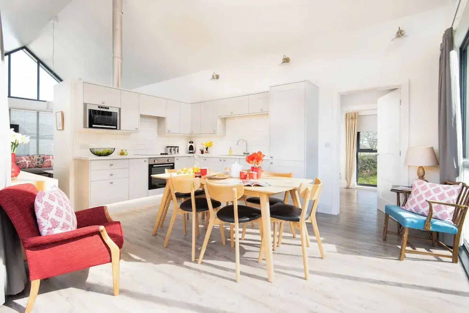 Wild Chive Lodge, Brada Quarry