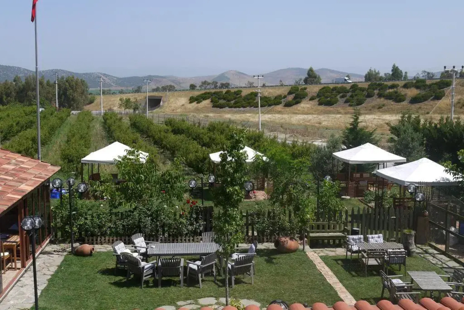 Naturalife Farm Hotel