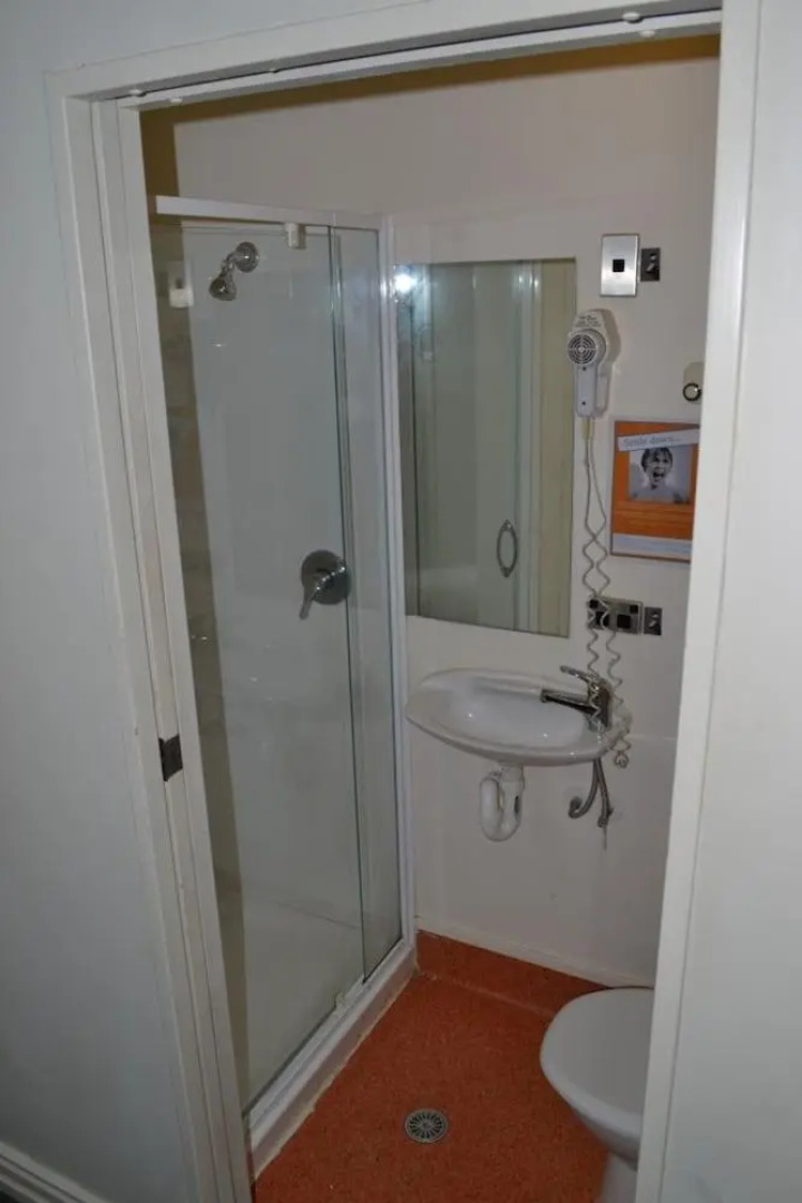 Nomads Auckland Backpackers