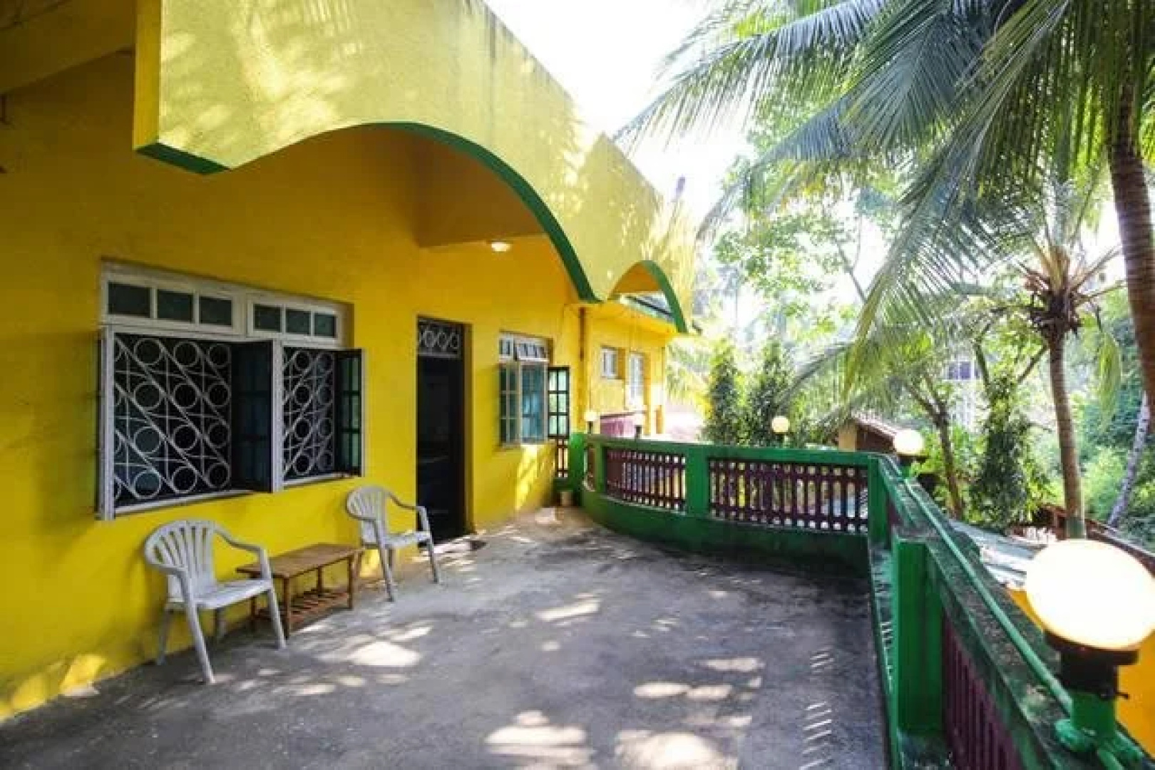 Aakriti's Guest House
