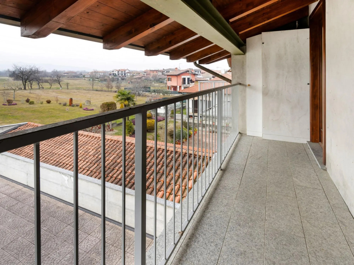 Belvilla by OYO Secluded Apartment With Balcony