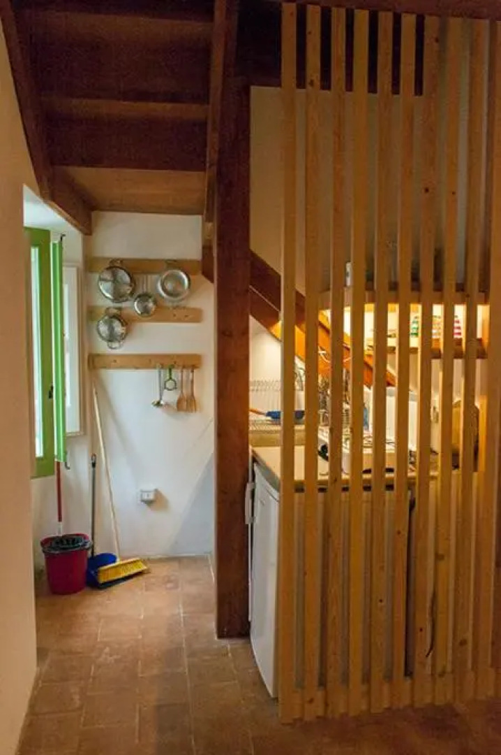 BORGO PETELIA, Casa Castiglione, Antica casa su due piani con scala esterna