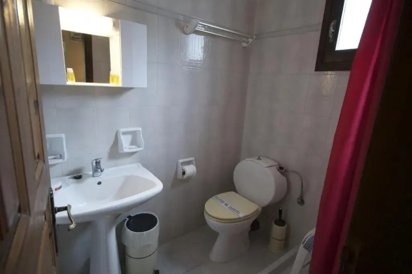 Ria Rooms