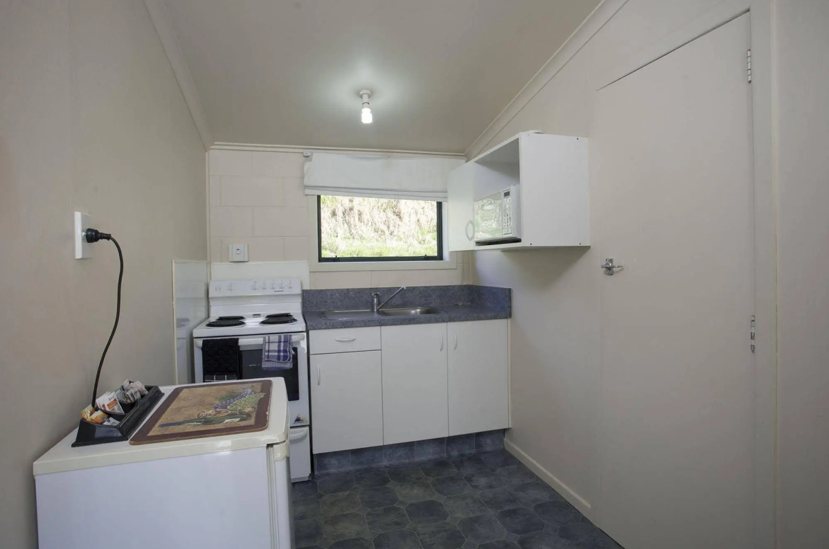 Opal Hot Springs & Holiday Park