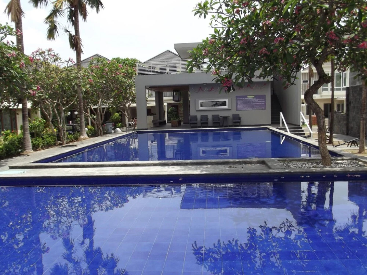 Three Bedrooms House With a Pool