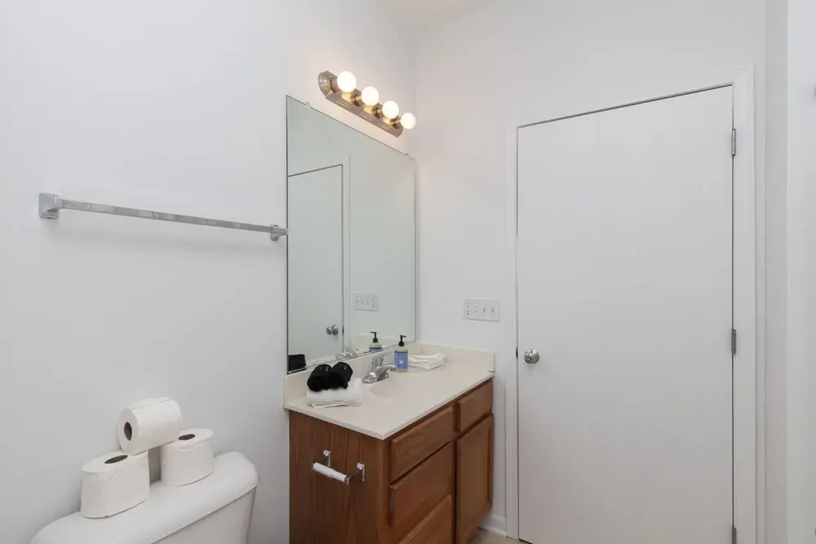 The Modern Flats of Ames