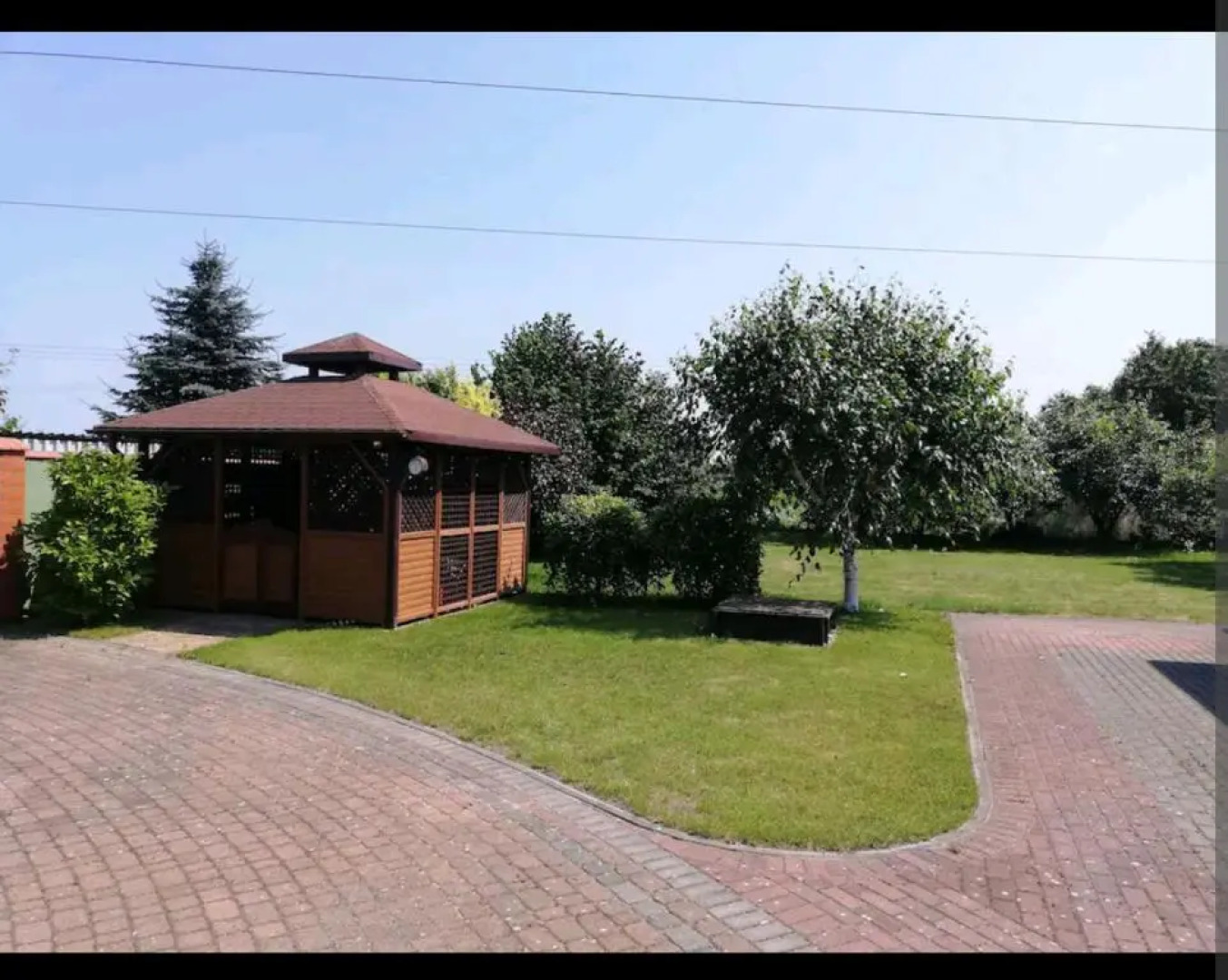 Apartament w domu z kominkiem i ogrodem