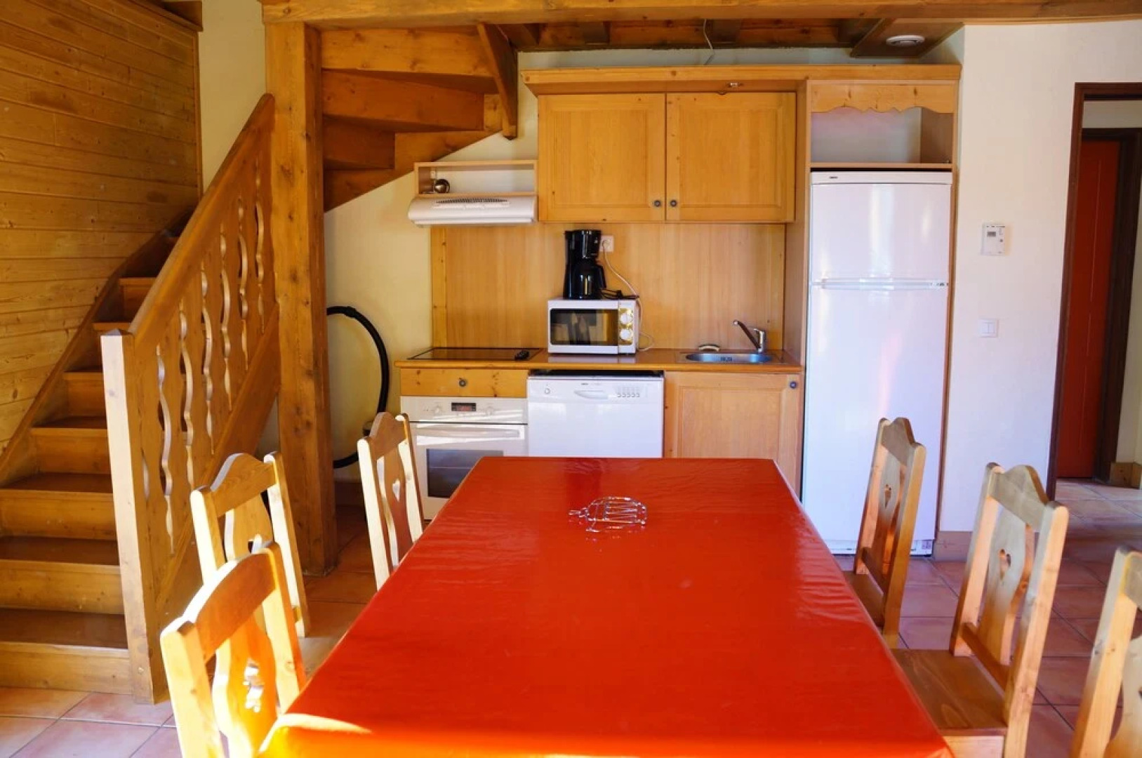 Beautiful Chalet on the Edge of the Center of Pra Loup