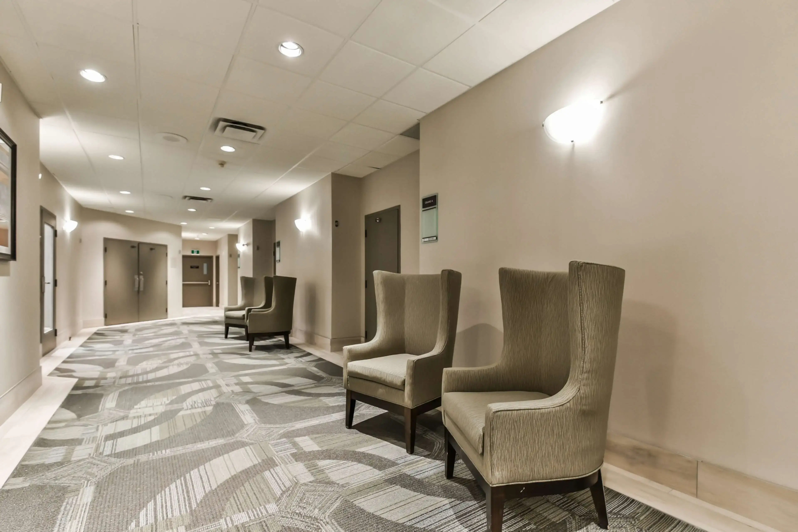 Best Western Plus Cambridge Hotel