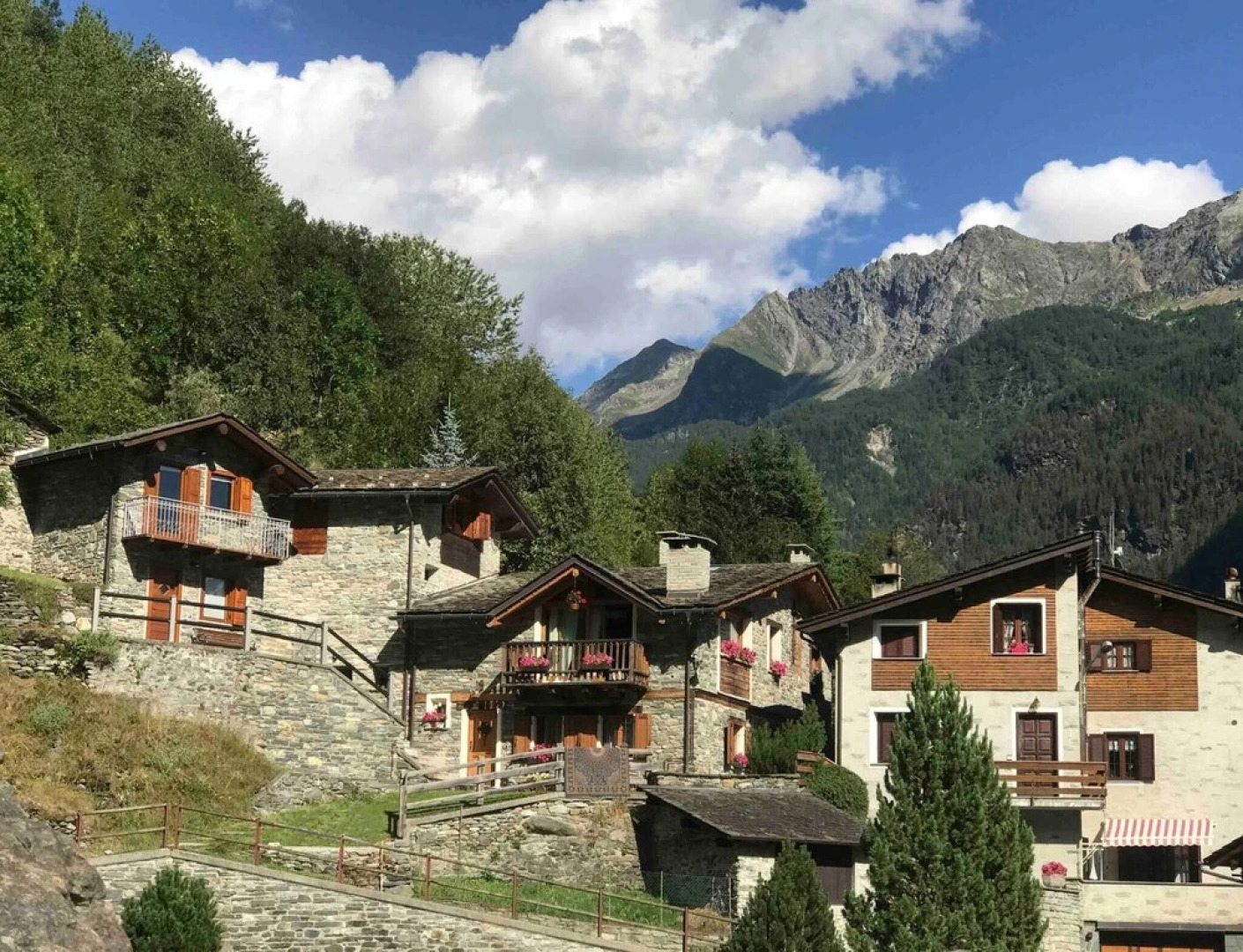 Baita In Pietra Chiesa Valmalenco - A Piedi Alla Funivia Alpe Palu