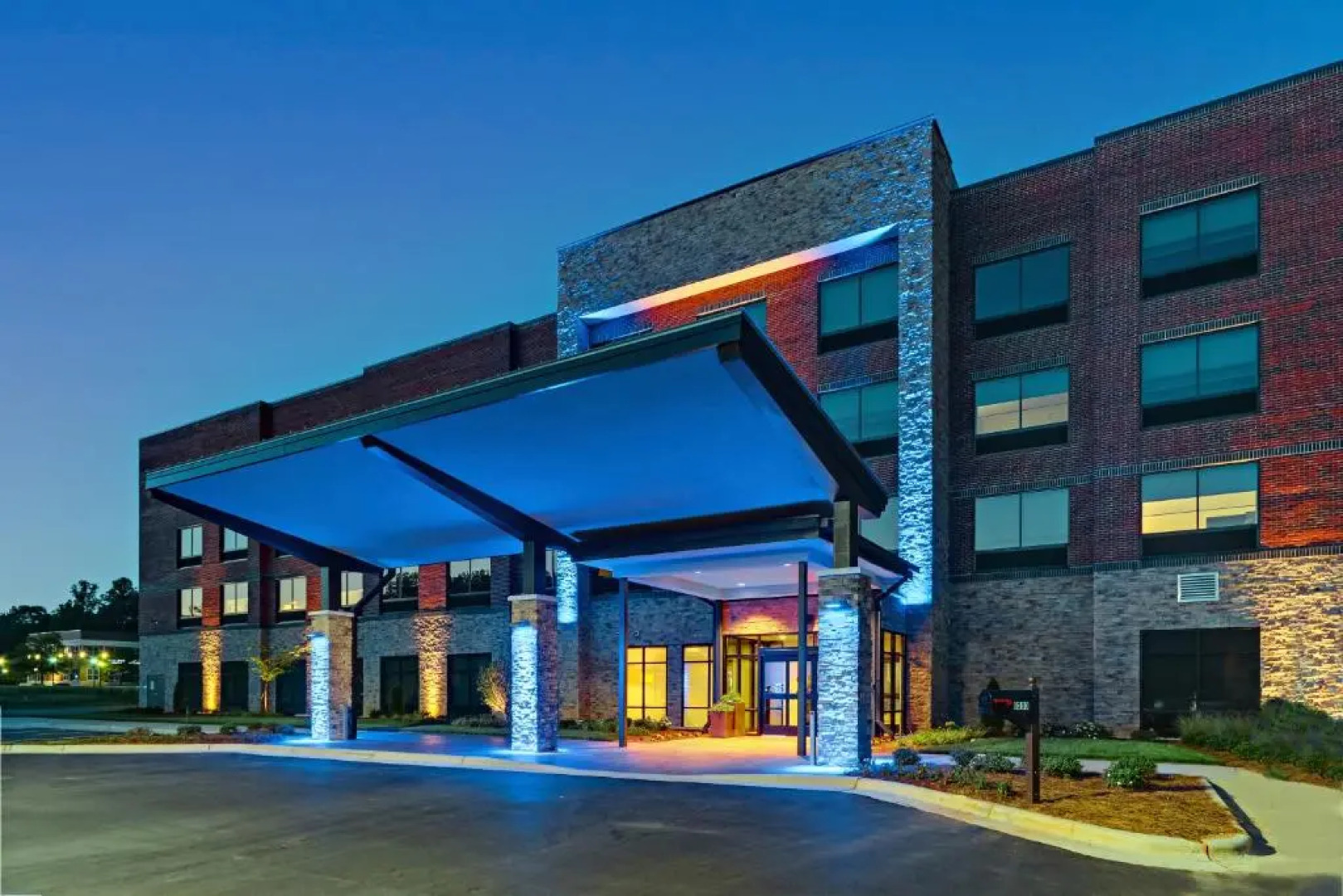 Holiday Inn Express & Suites Winston Salem Sw Clemmons by IHG