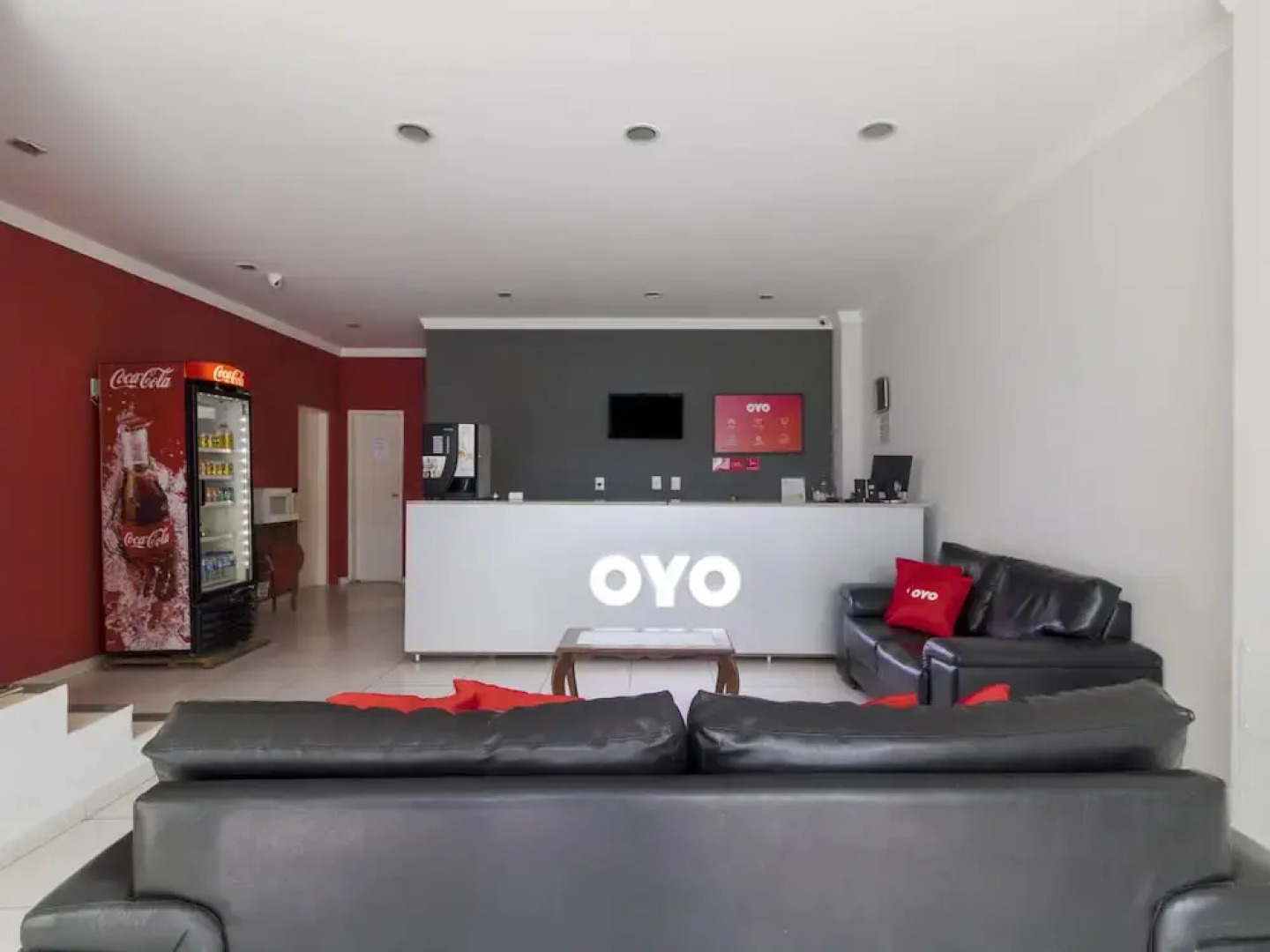 OYO Amarante Hotel
