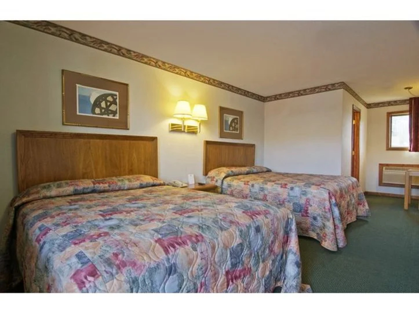 Americas Best Value Inn - Branford