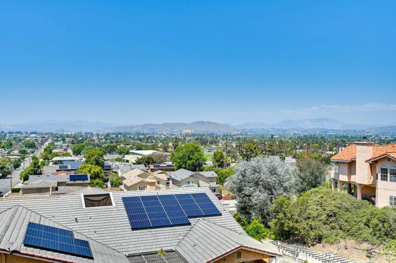 El Cajon Home w/ Pool & Views: 15 Mi to San Diego!