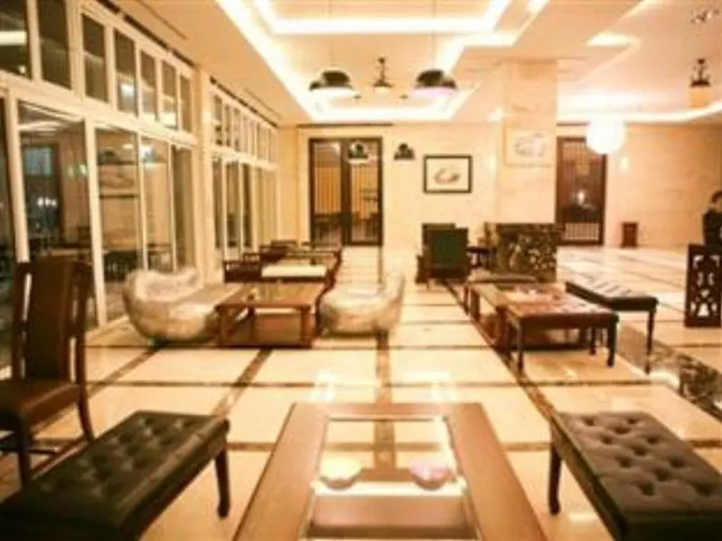 Silverwoods Hotel (SHA Extra plus)