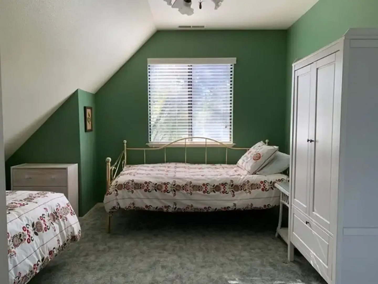 Hillside Cottage Retreat