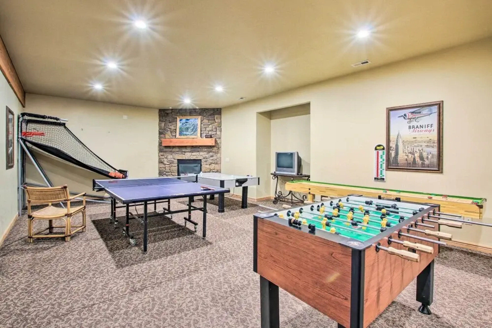 Cozy Eden Condo w/ Mtn Views in Wolf Creek Resort!