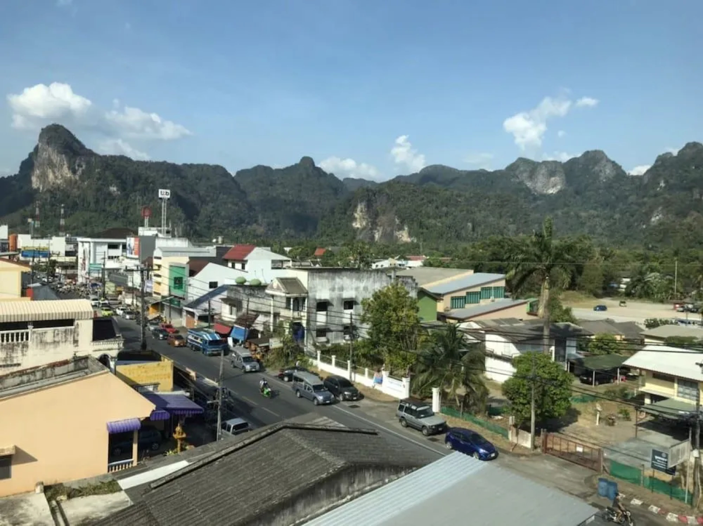 Pranee Home Phangnga