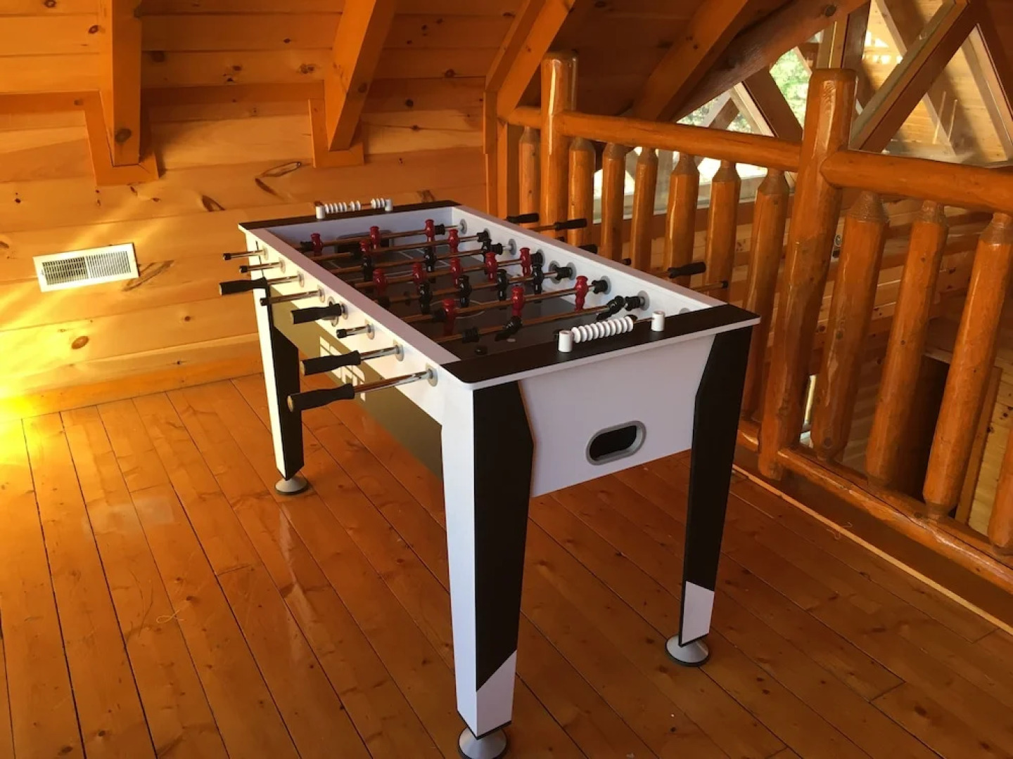 Smoky Mountain Cinema - Six Bedroom Cabin