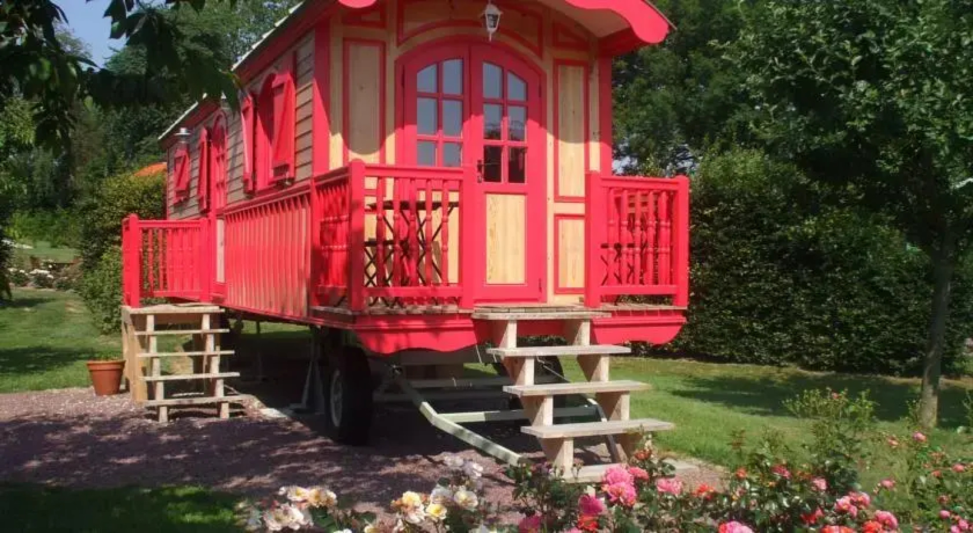 Chambres dHôtes et Roulottes Le Clos du Quesnay