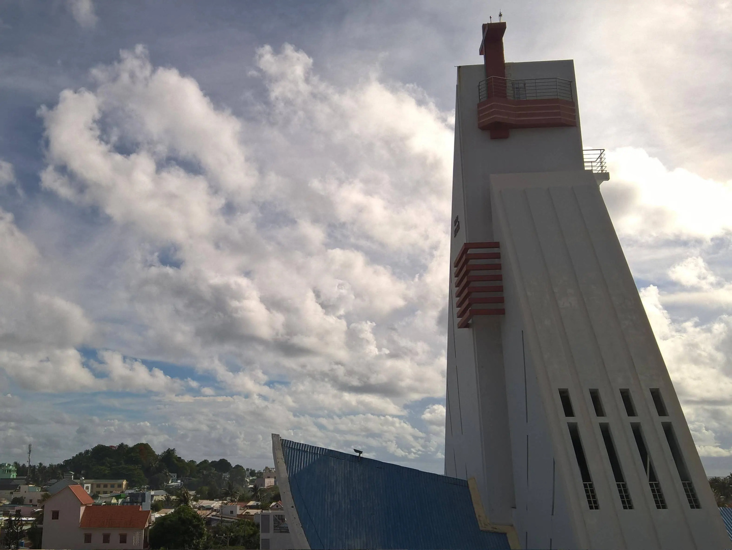 Lien Thong Hotel
