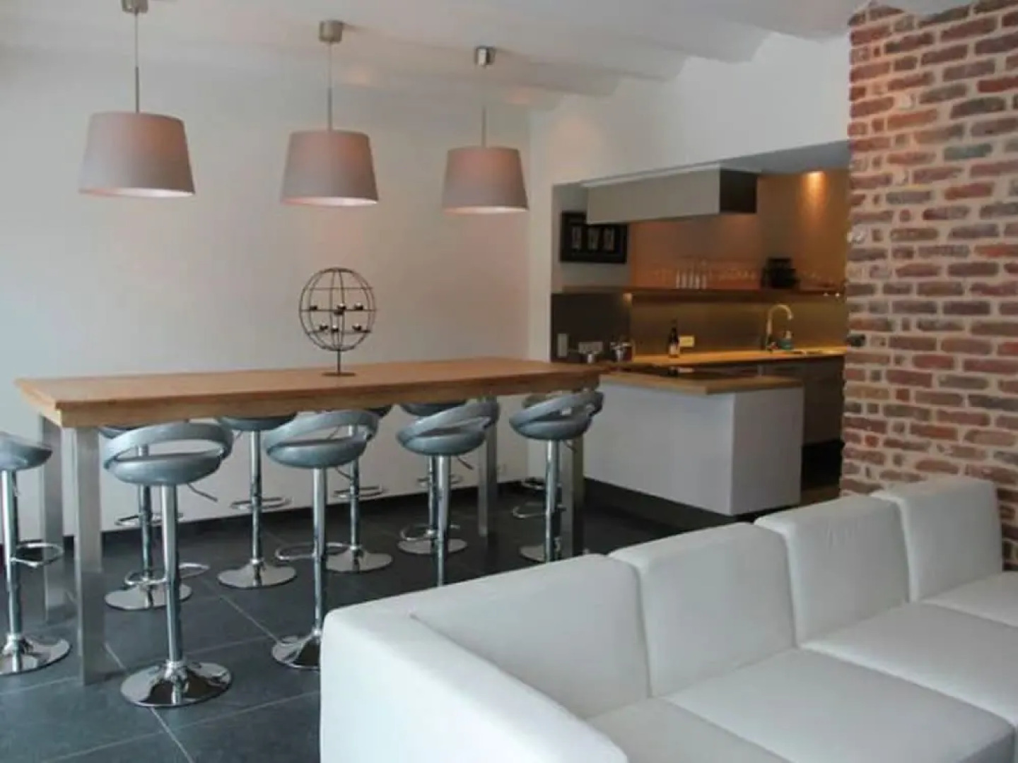 Attractive Holiday Home with Pool, Hot Tub, Fireplace near Spa