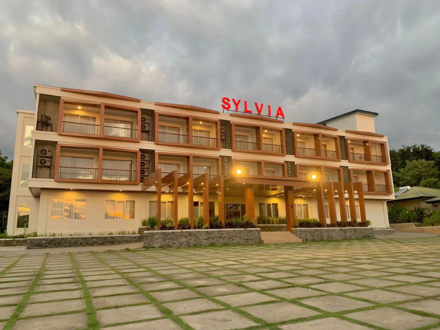 Sylvia Resort Komodo Labuan Bajo