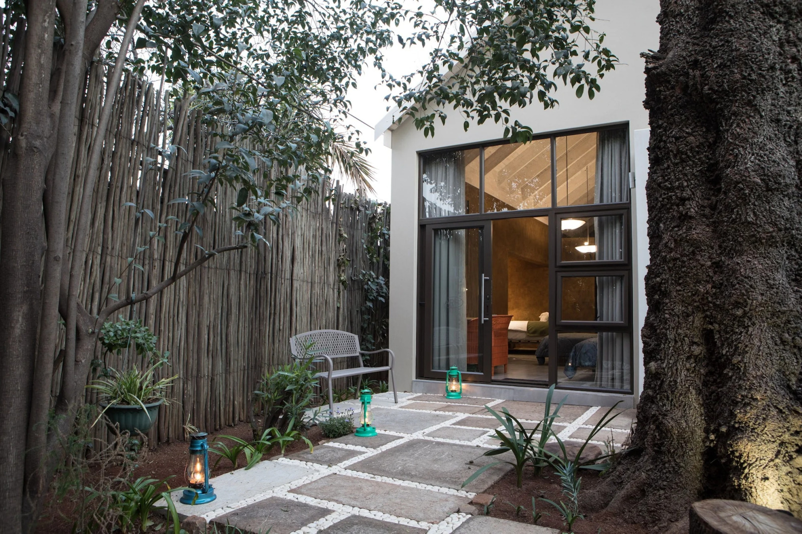 African Rock Hotel & Spa, a "Boutique Lifestyle Resort"