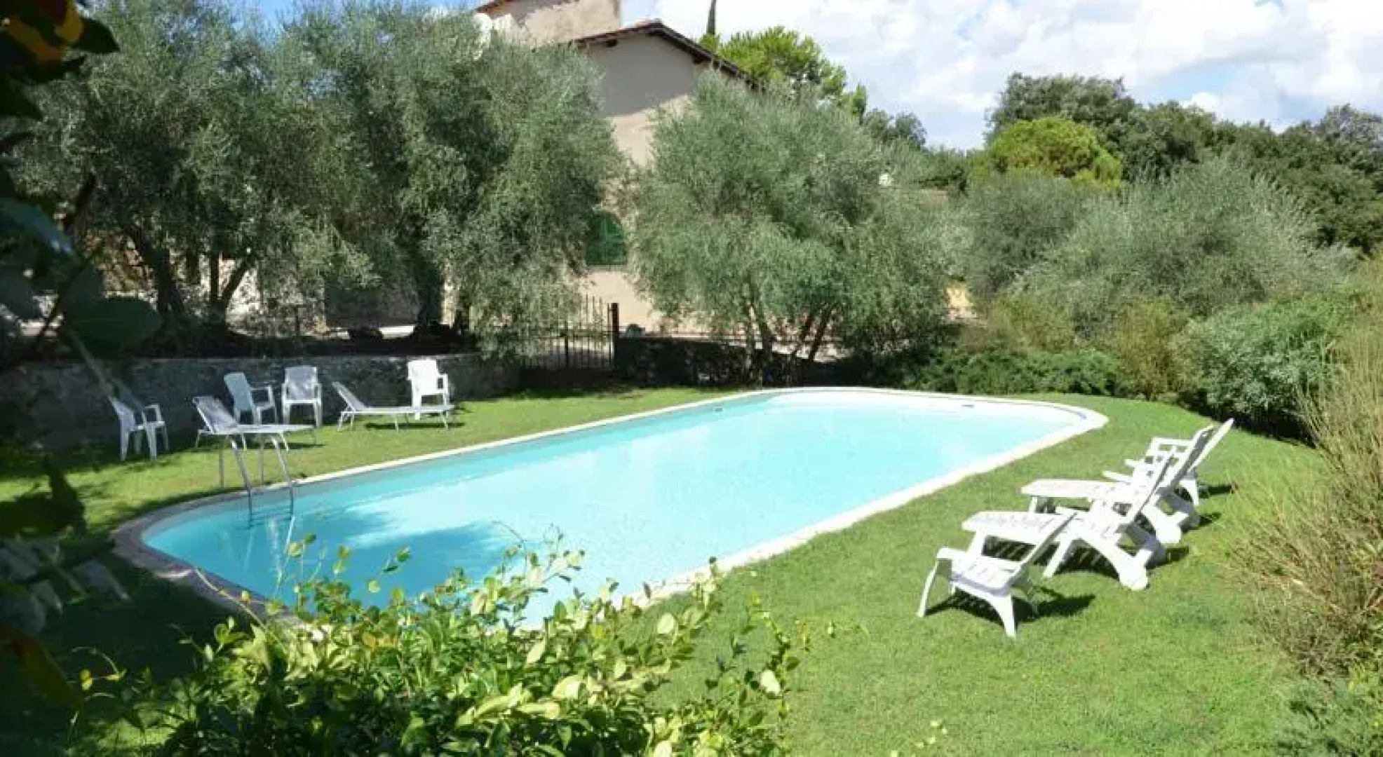 Farmhouse Cipresso 1