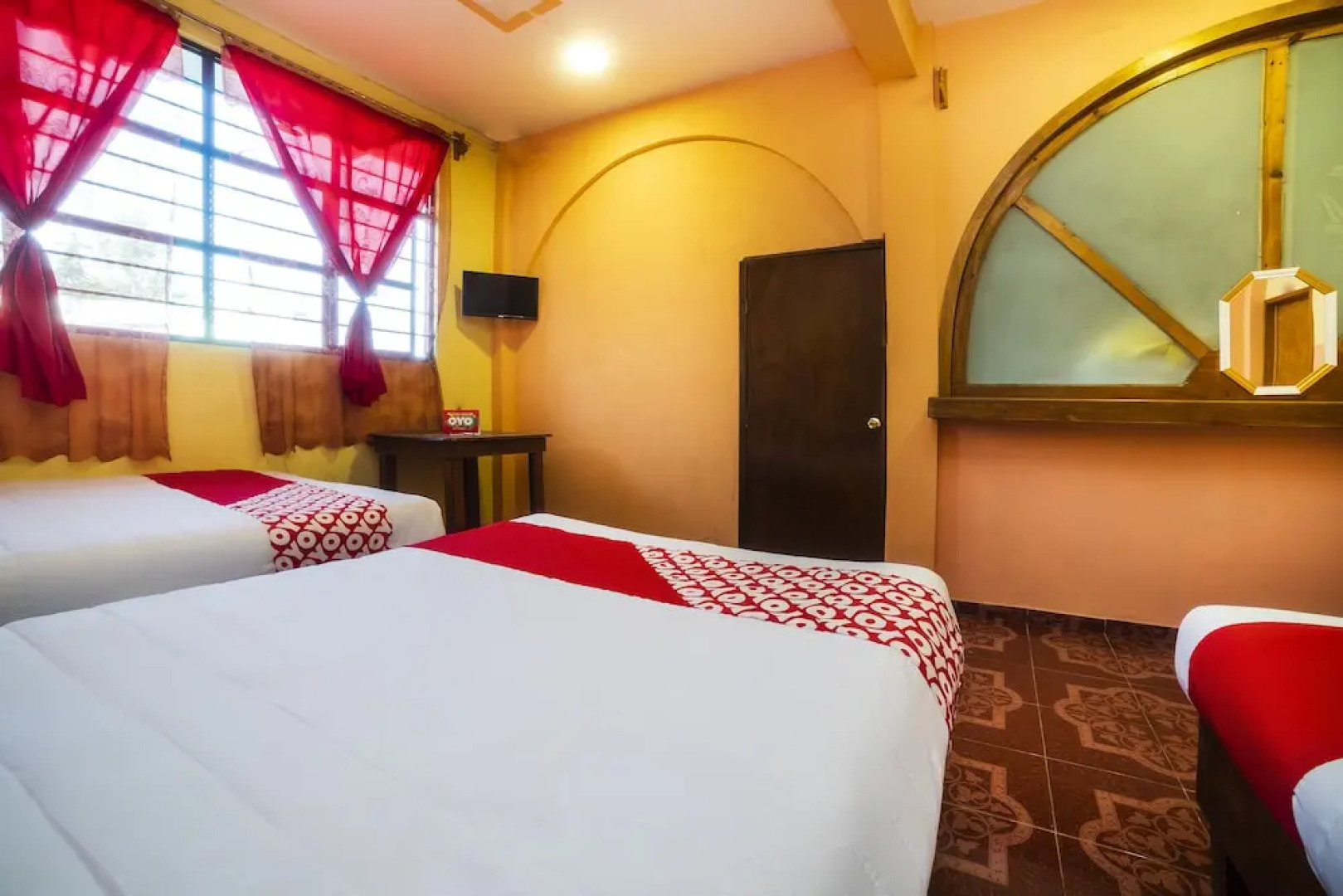 OYO Hotel Maxi Antony