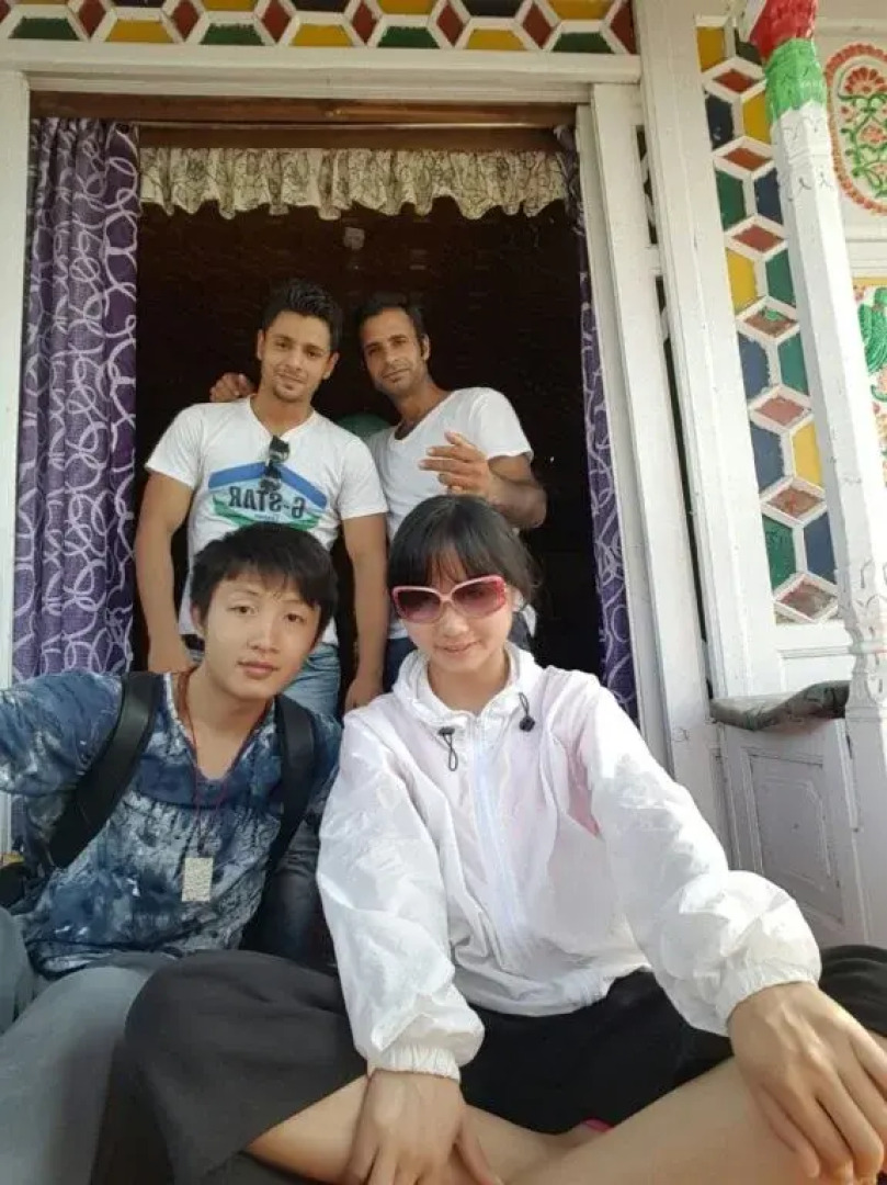 Houseboat Switzerland