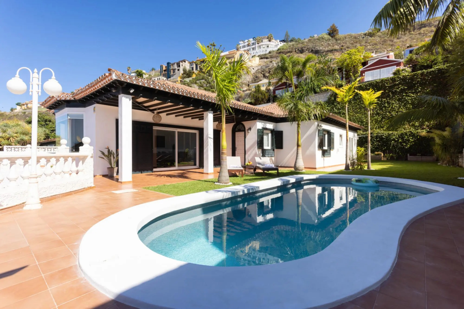 Home2Book Design Asian Sabina, Heated Pool & View