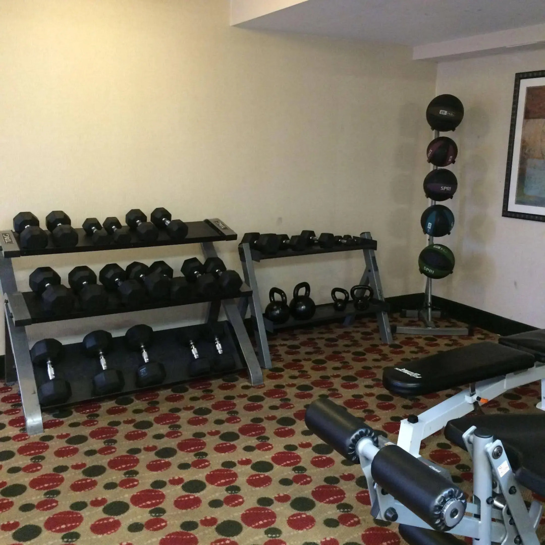 Sawgrass Grand Hotel and Suites Sports Complex