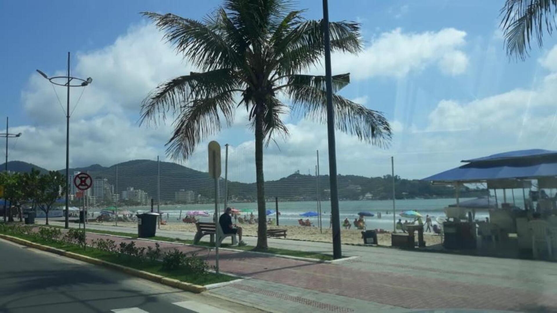 Valentini, 30 mt do mar em Itapema