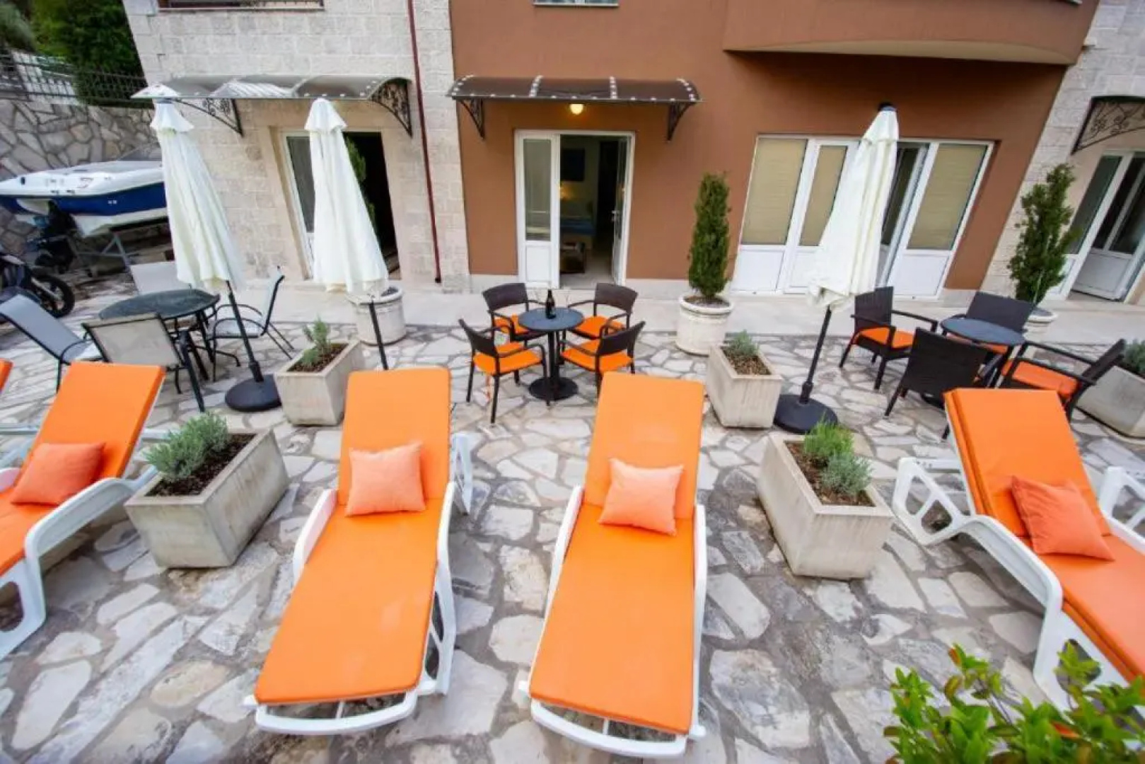 Studio with Shared Pool in Prčanj Montenegro