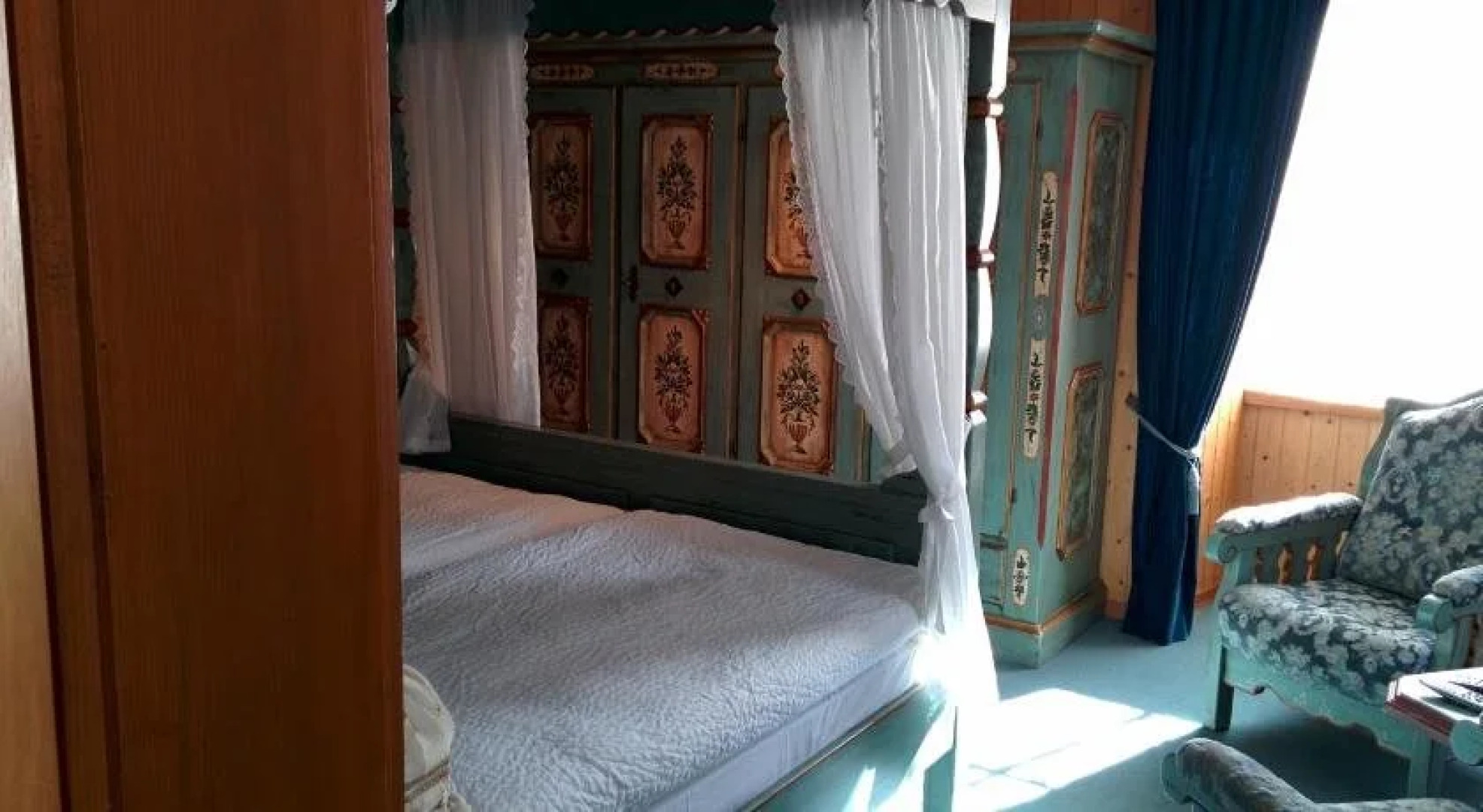 Hotel Croix dOr et Poste