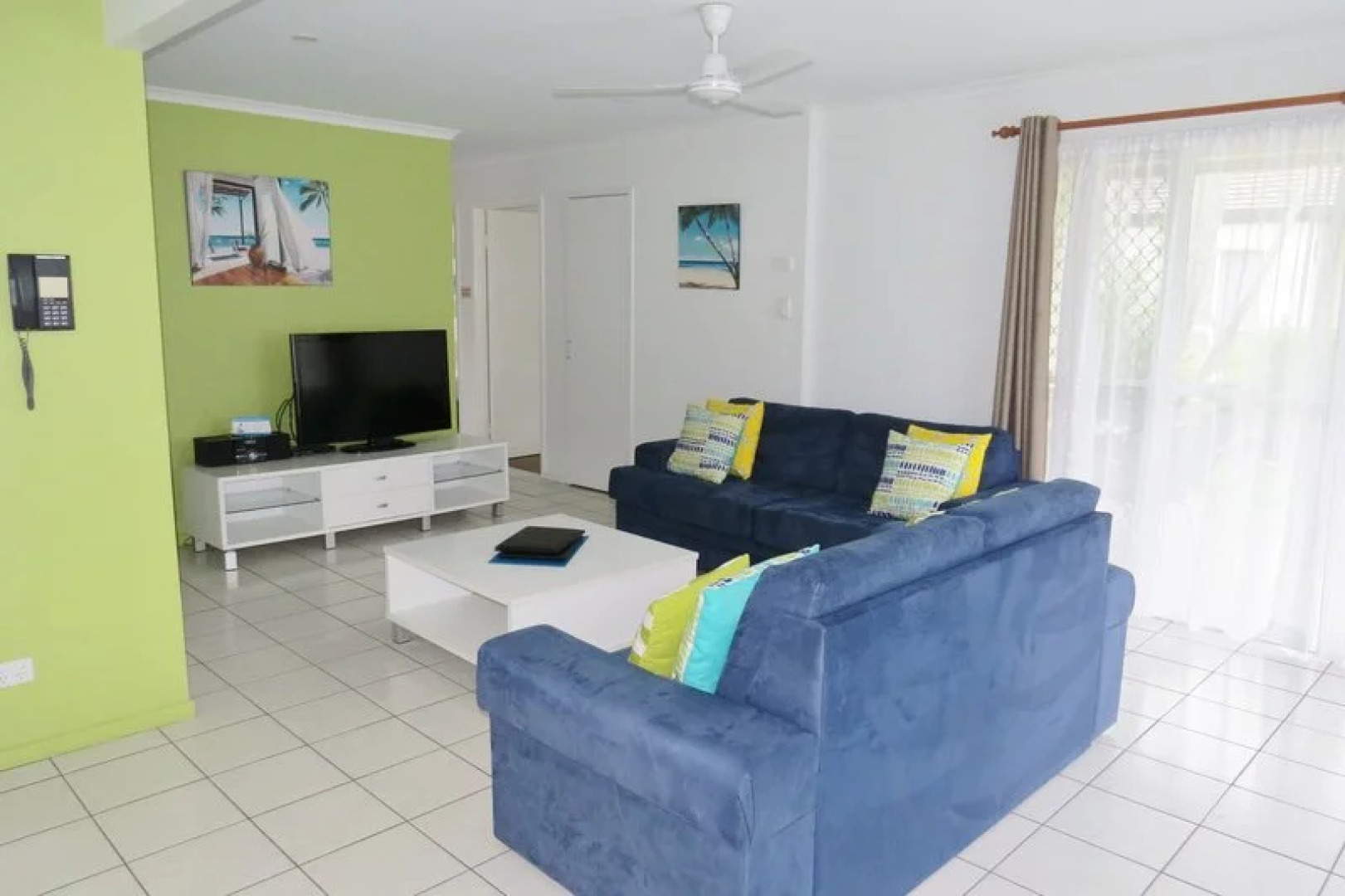 The Shores Holiday Apartments