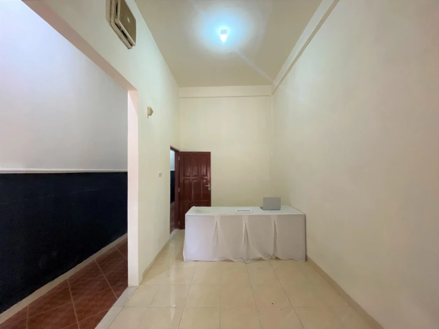 RedDoorz near GOR Lagaligo Palopo