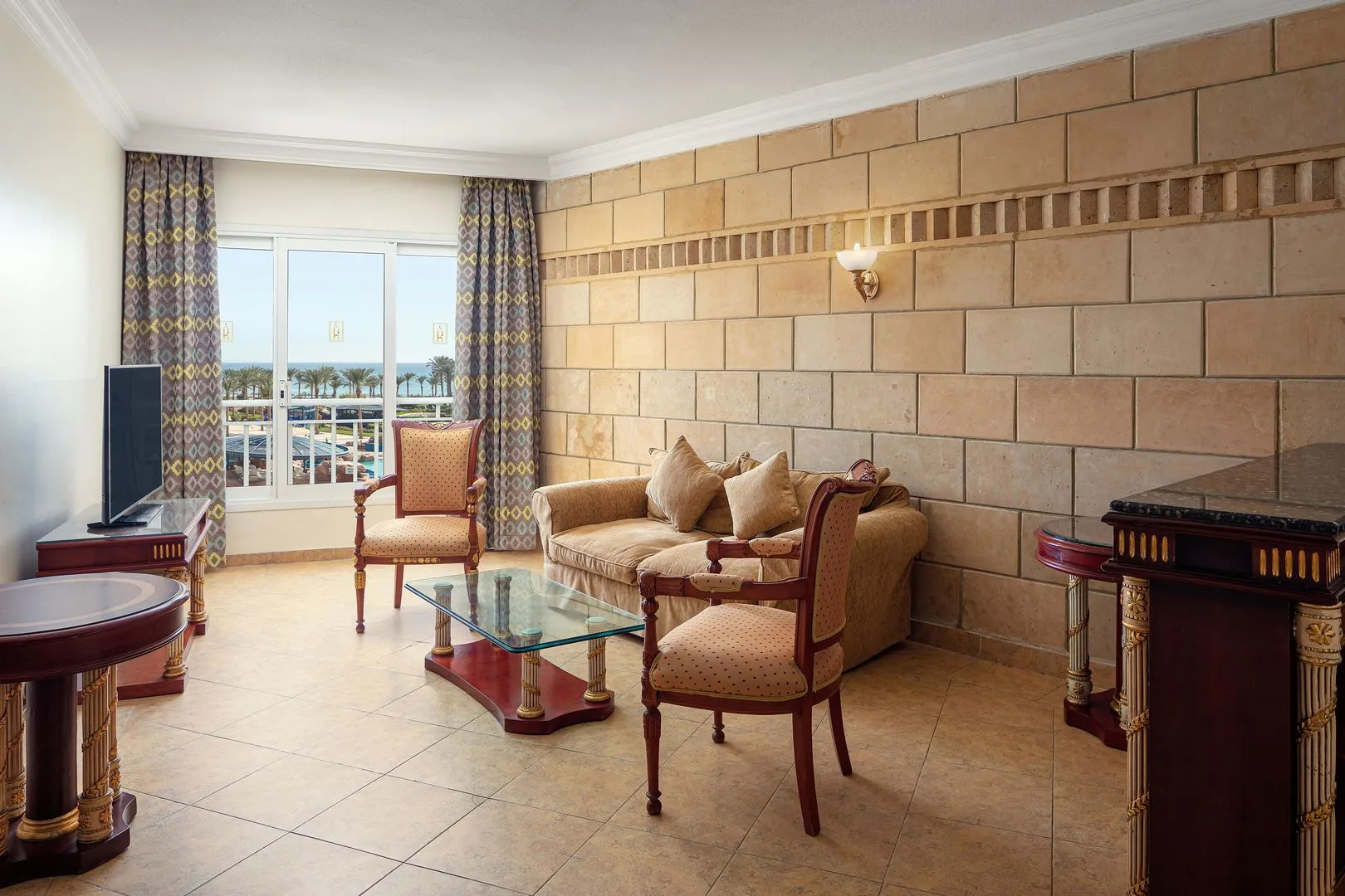 Palm Royale Resort - Soma Bay