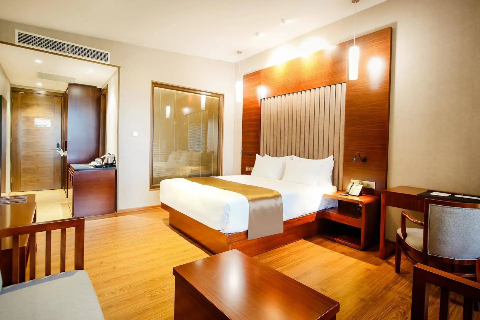 Pratap's Signature Hotel-Resort&Spa