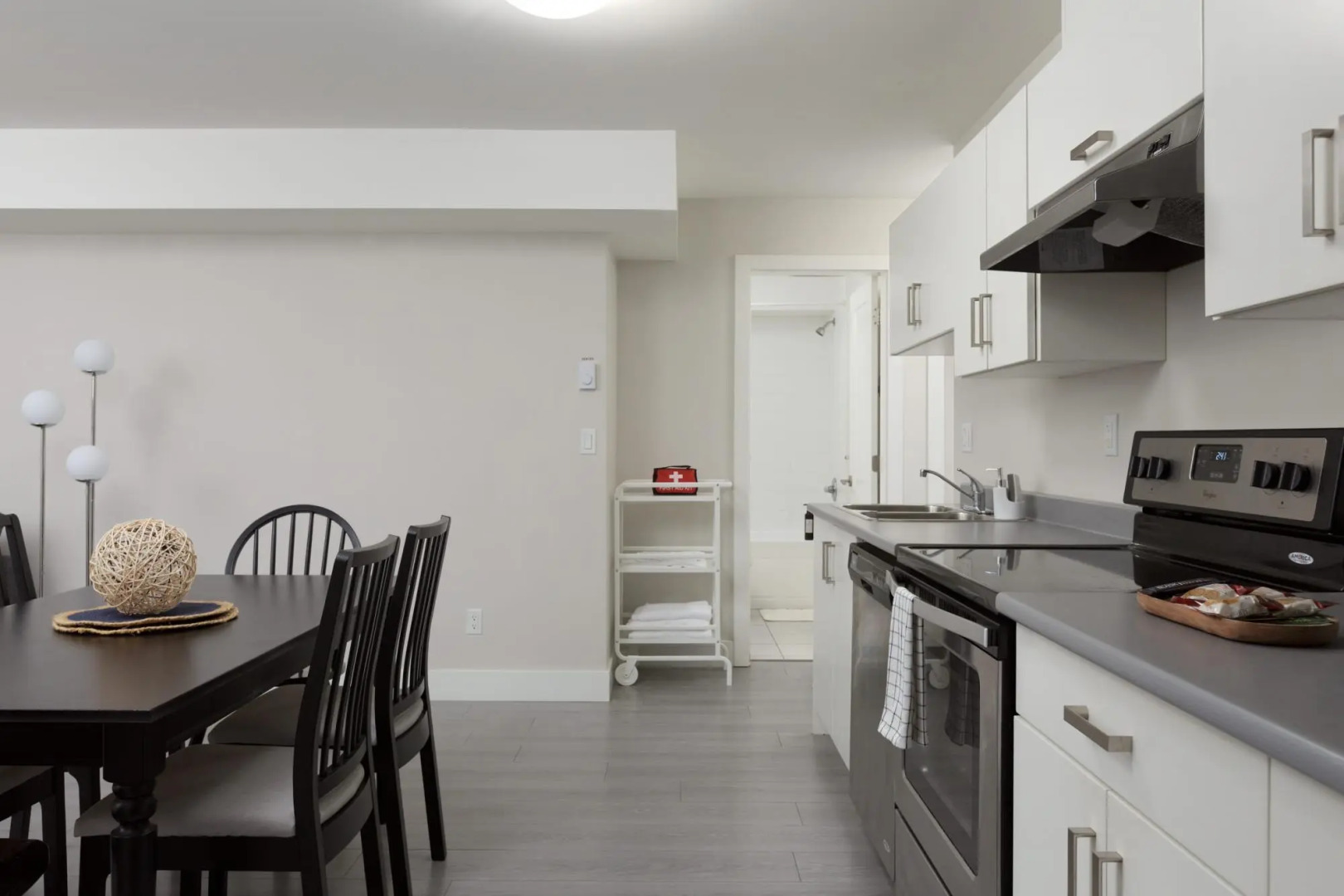 Tastefully Furnished Newly Updated 2 BD Central Lynn Valley North Vancouver